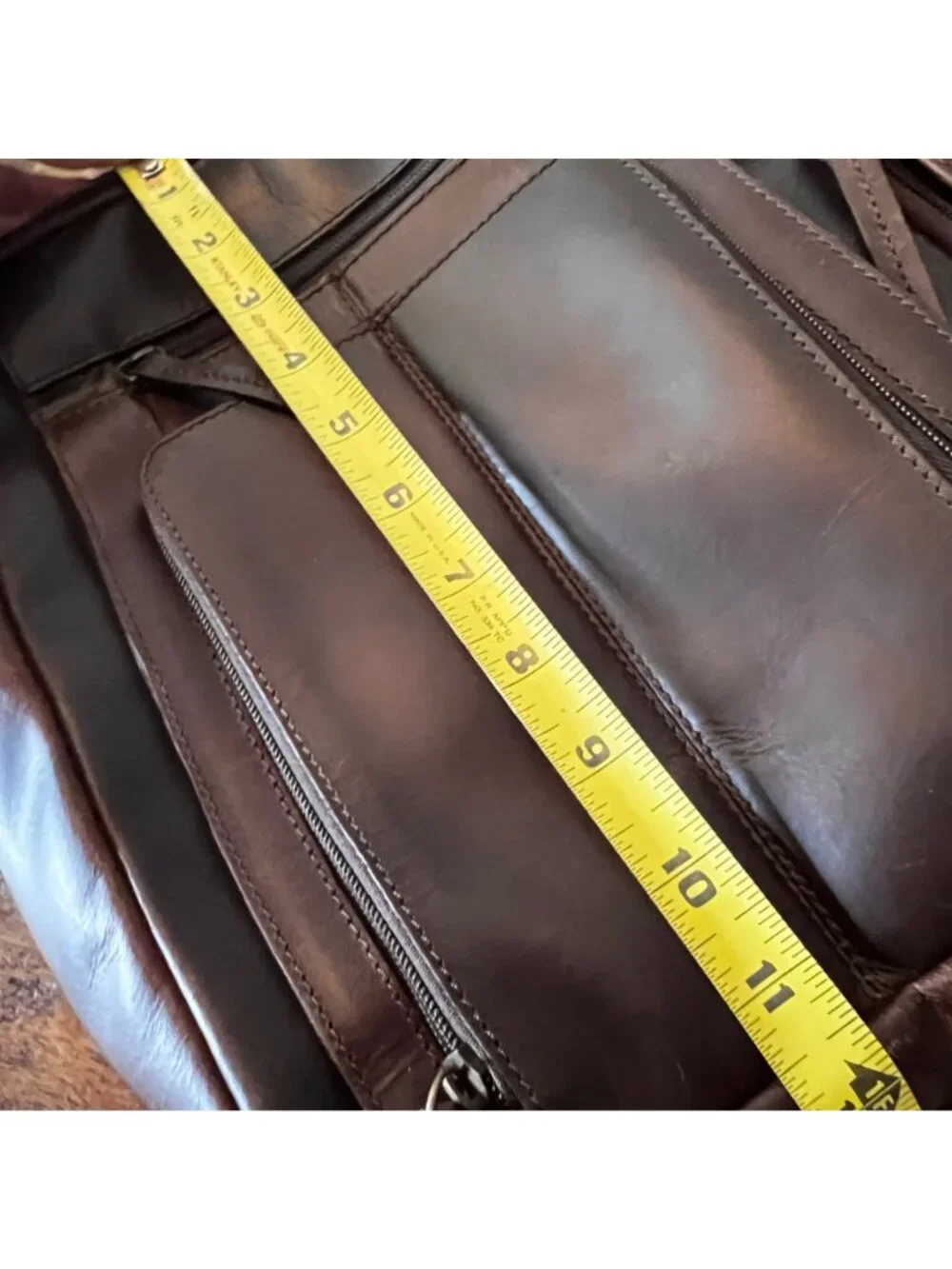 Wilson's Leather Cross Body Bag